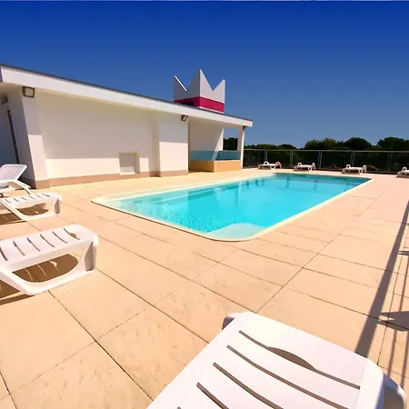 Apartment In Mit Gemeinsamem Pool